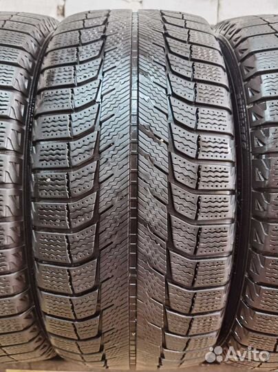 Michelin X-Ice XI2 215/45 R17 97V