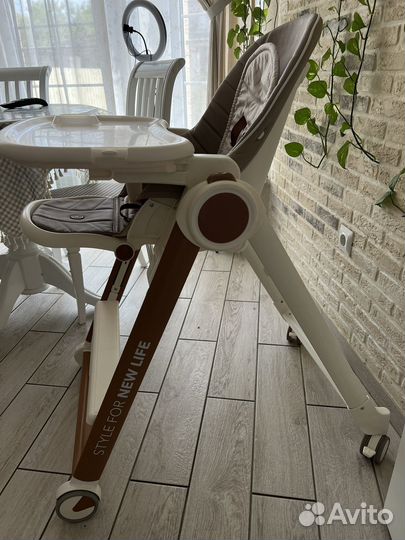 Стульчик для кормления happy baby