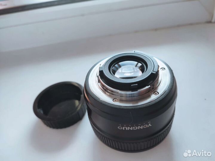 Объектив yongnuo 50mm 1.8 for nikon