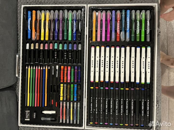 Набор для рисования в чемоданчике детский