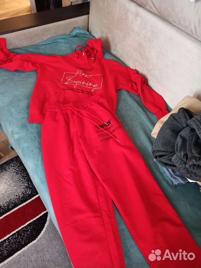 Пакет вещей на девушку/девочку размер 42/44