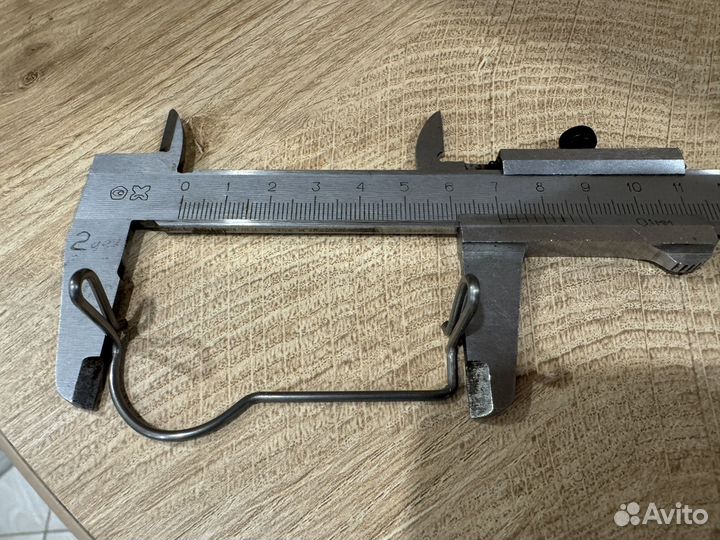 Скоба переднего крыла Иж