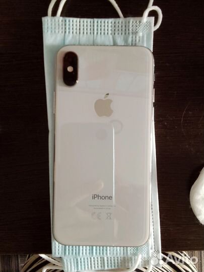 iPhone Xs, 64 ГБ