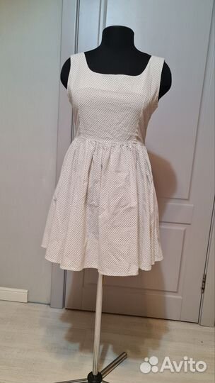 Платье белое в горошек 42-44