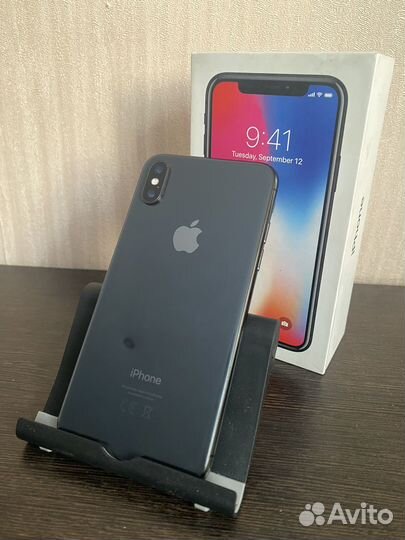 iPhone X, 64 ГБ