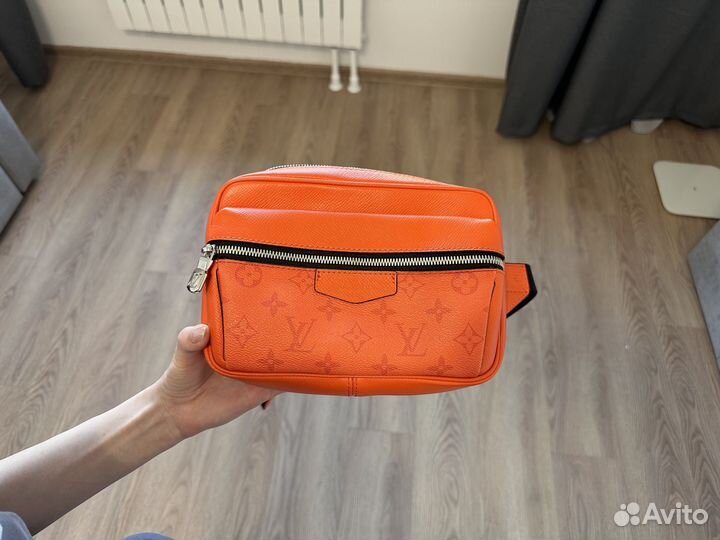 Сумка Louis Vuitton