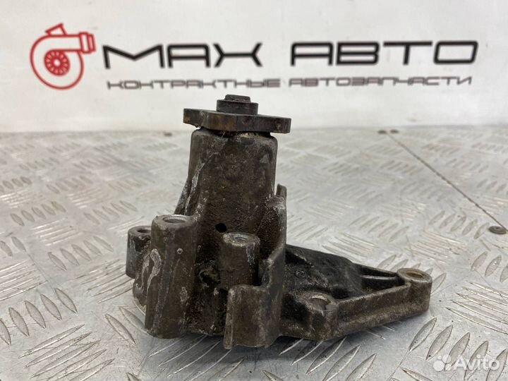 Б/У водяная помпа (охлаждения) Hyundai Accent LC