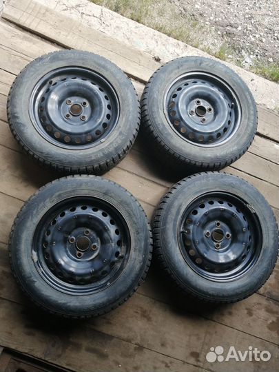 Зимние шины с дисками R15 комплект