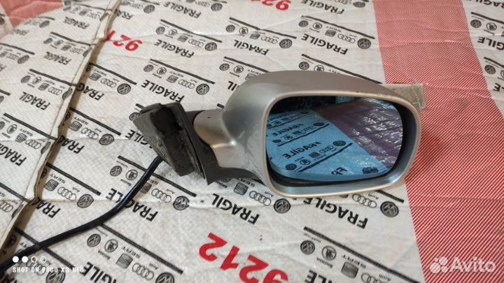 Зеркало правое Volkswagen Passat B5+ 1.9 TDI AWX