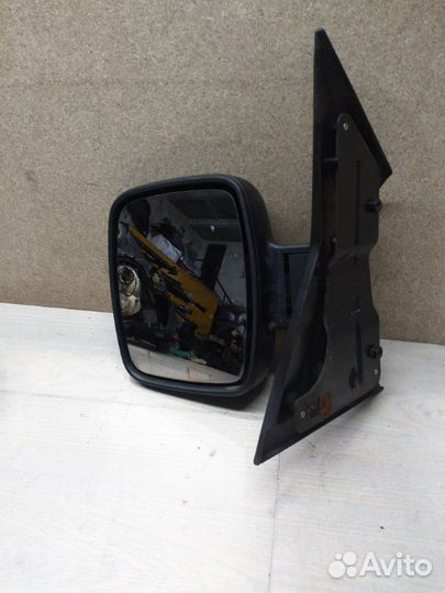 Зеркало левое Mercedes Vito W638 OM611 2002