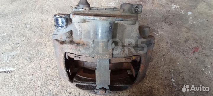 Суппорт тормозной передний левый iveco Stralis 3