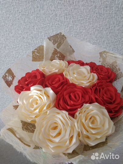 Букет из атласных лент