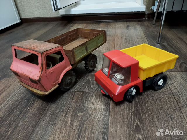 Игрушки СССР машины