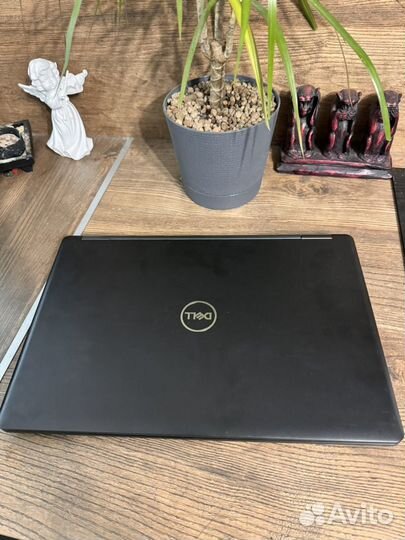 Dell latitude 5590 i5-7300U/8/256gb