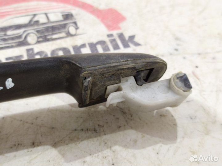 Ручка двери внешняя левая Mercedes Vito W639 2.1D