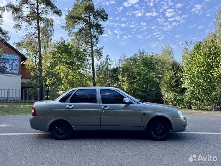 LADA Priora 1.6 МТ, 2011, 261 670 км