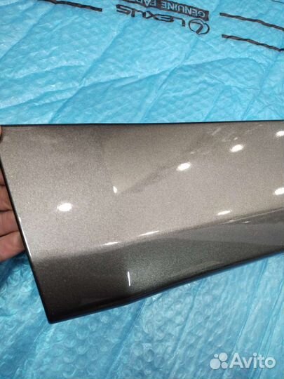 Молдинг двери Highlander перед левый Оригинал NEW