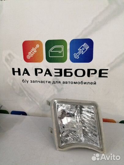 Повторитель передний правый Toyota Prius