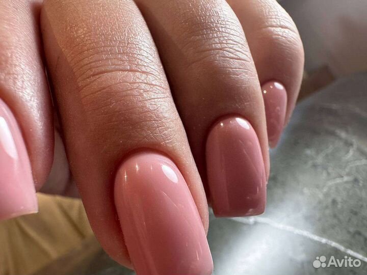 Маникюр, наращивание ногтей