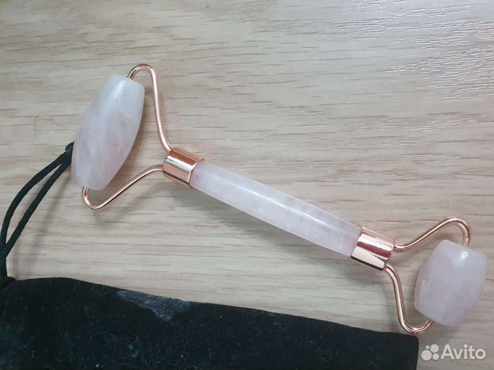 Нефритовый массажер для лица