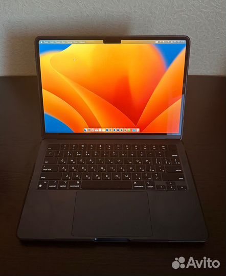 Ноутбук новый на гарантии