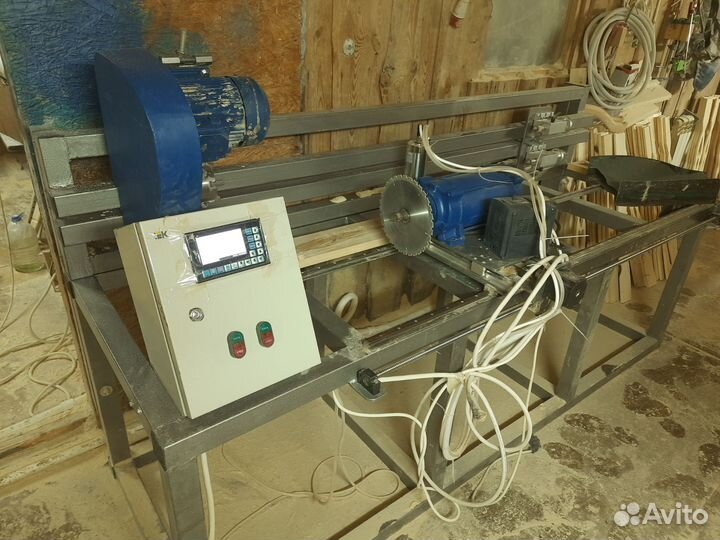 Токарный станок по дереву с чпу