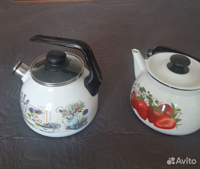 Чайники со свистком и эмалированый