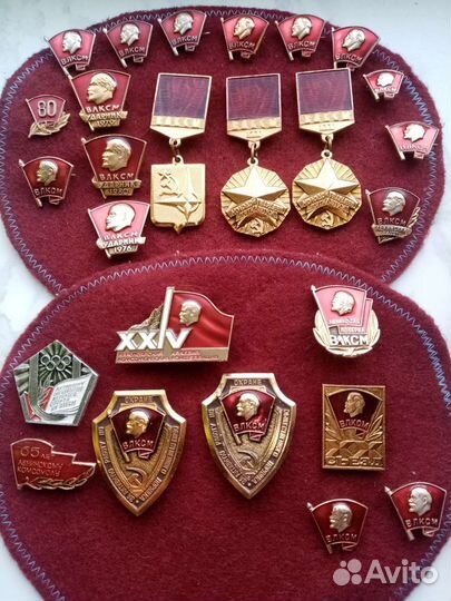 К Дню Комсомола, Пионерии - плакаты, значки