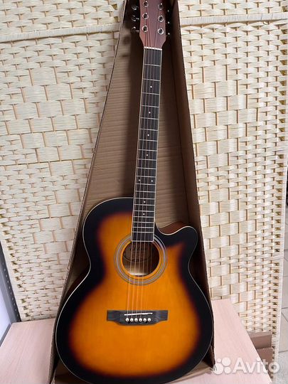 Акустическая гитара Elitaro