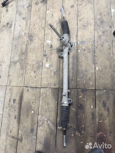 Продам рулевую рейку