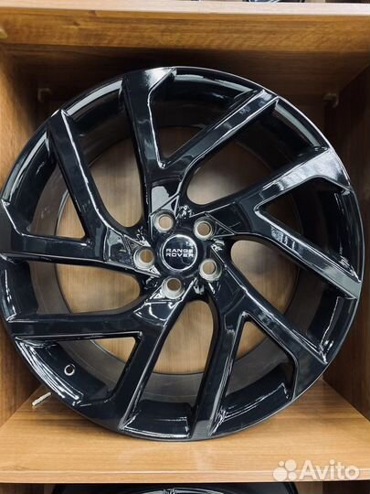 Диски R22 5x120 для Range Rover