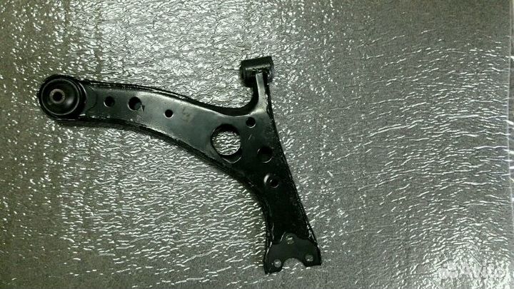 Рычаг передний левый Rav 4 ii 4806942041