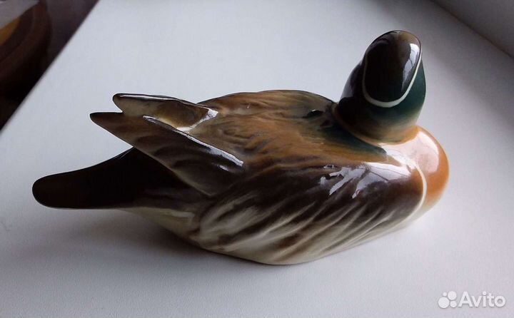 Статуэтка Утка байкальский, фарфор