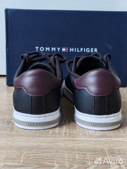 Кожаные кеды Tommy Hilfiger, р-р 41(US9), оригинал