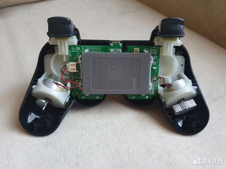 Джойстик PS3