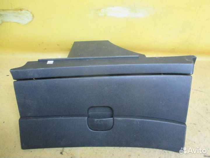 Бардачок Nissan Dualis NJ10