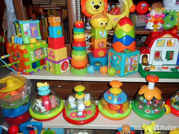 Интересные развивающие игрушки известных брендов