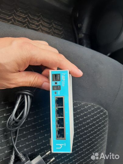 Wi-Fi роутер MikroTik hAP lite