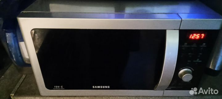 Микроволновая печь гриль Samsung