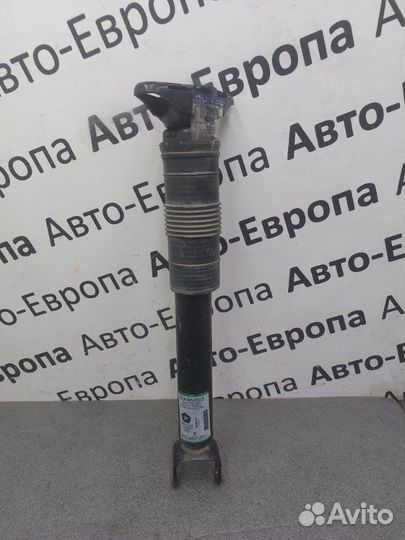 Амортизатор задний левый Jeep Grand Cherokee WK2
