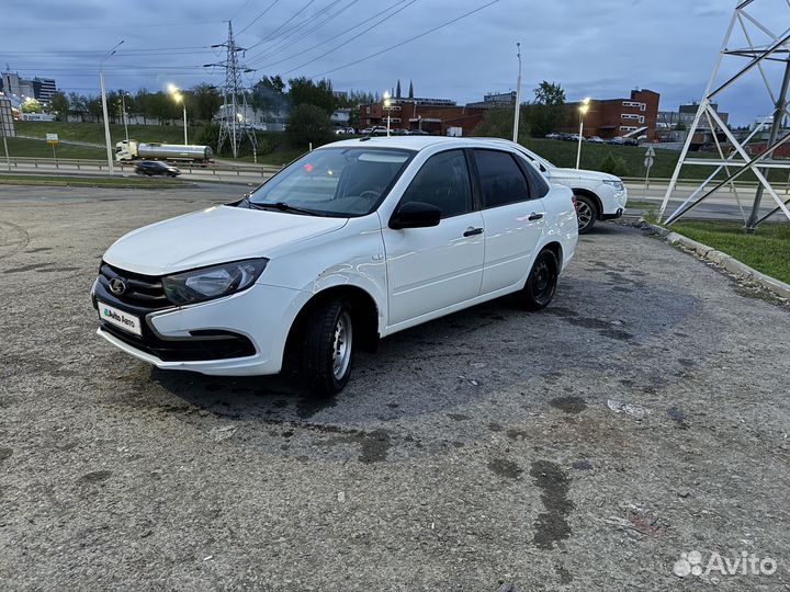 LADA Granta 1.6 МТ, 2021, 90 000 км