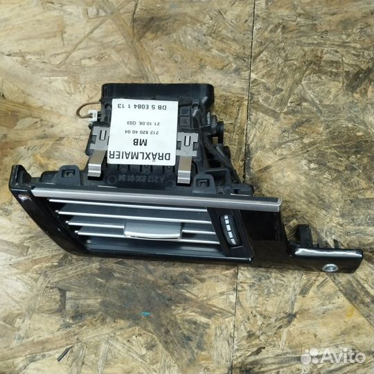 Дефлектор воздушный левый Mercedes-Benz E-Class W2