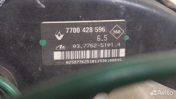 Цилиндр тормозной главный Renault Scenic, 2000