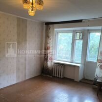 2-к. квартира, 40 м², 3/5 эт.