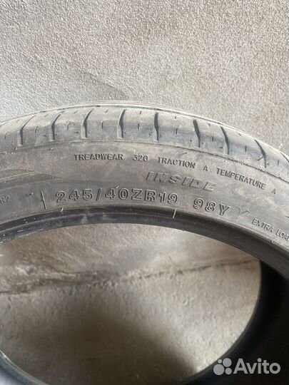 Triangle IceLink Trin PS01 245/40 R19 и 275/35 R19 Y
