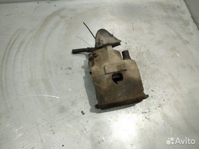 Суппорт передний правый Skoda Rapid NH 2012-2017