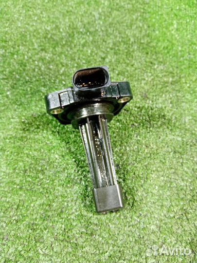 Датчик уровня масла Volkswagen Golf 6 cbzb (1.2T)