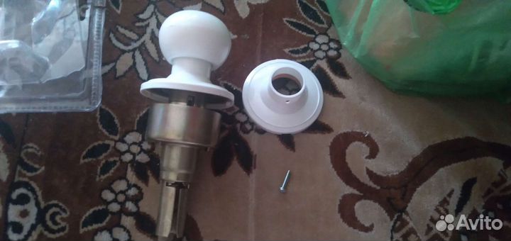 Ручка защёлка дверная новая