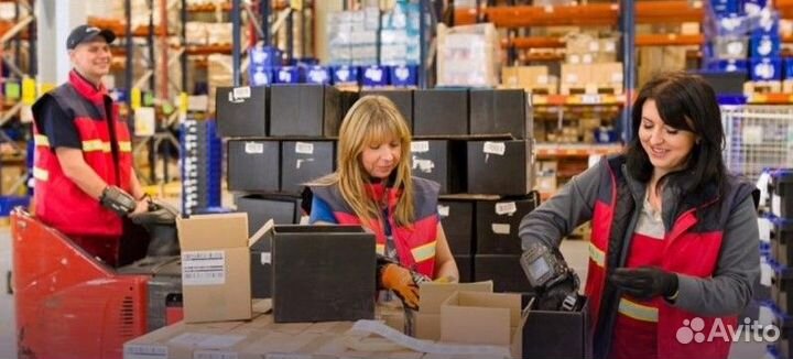 Наборщик косметики на склад