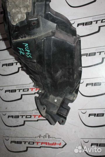 Подкрылок toyota scion IST XA NCP60 NCP61 NCP65 пе